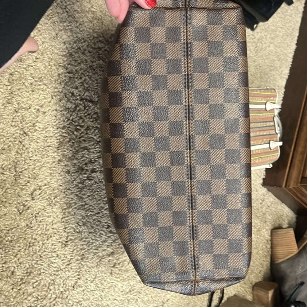Louis Vuitton Brown and Red Checkered Bag - Picture 10 of 16